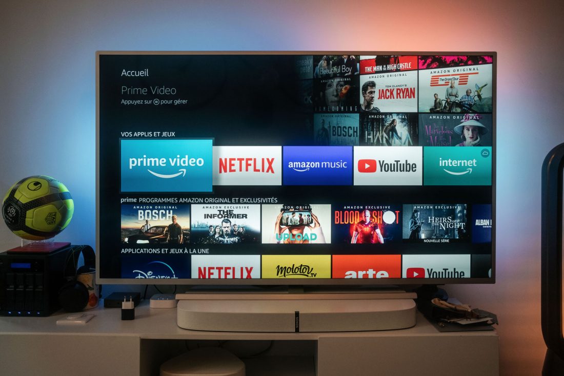 Regarder La Tv Avec Fire Tv Stick Fire TV Stick d'Amazon : TV connectée 2.0 - Barbichette.fr